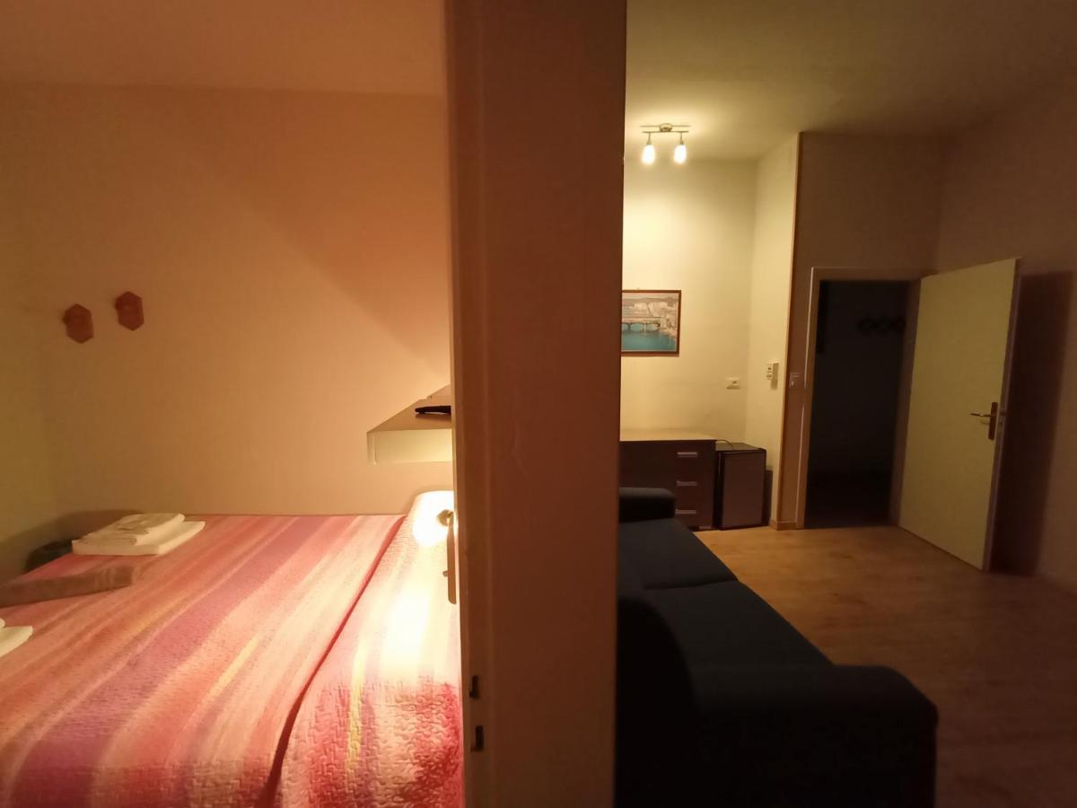La Casa Della Nonna Bed & Breakfast Бризигела Екстериор снимка