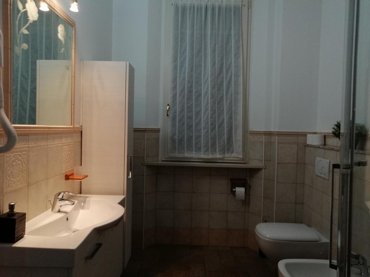 La Casa Della Nonna Bed & Breakfast Бризигела Екстериор снимка