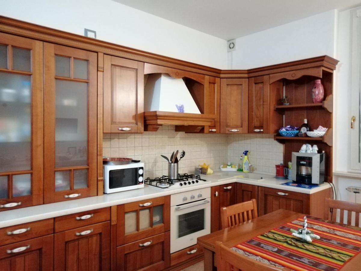 La Casa Della Nonna Bed & Breakfast Бризигела Екстериор снимка