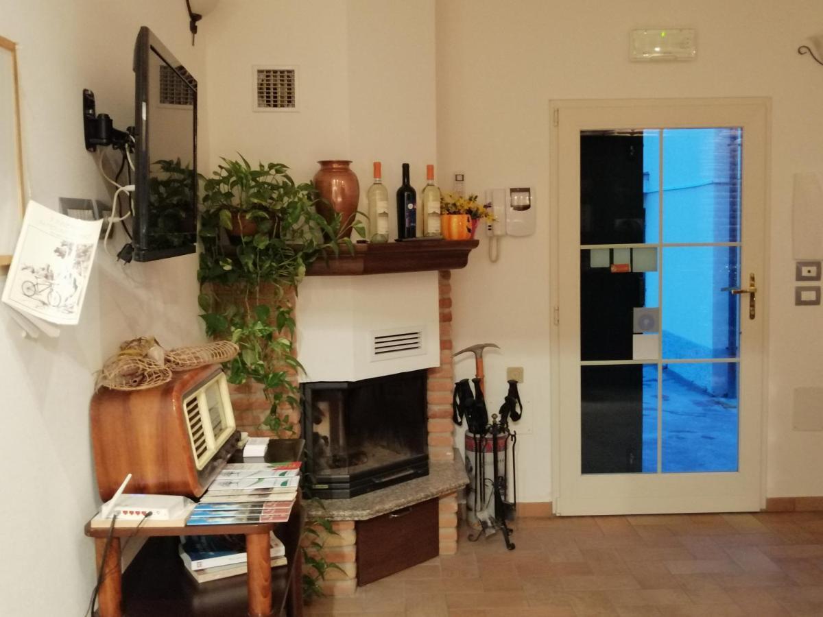La Casa Della Nonna Bed & Breakfast Бризигела Екстериор снимка
